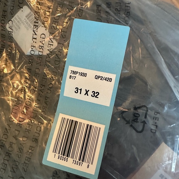 Lucky Brand 121 Indigo Slim Jeans - Picture 6 of 6